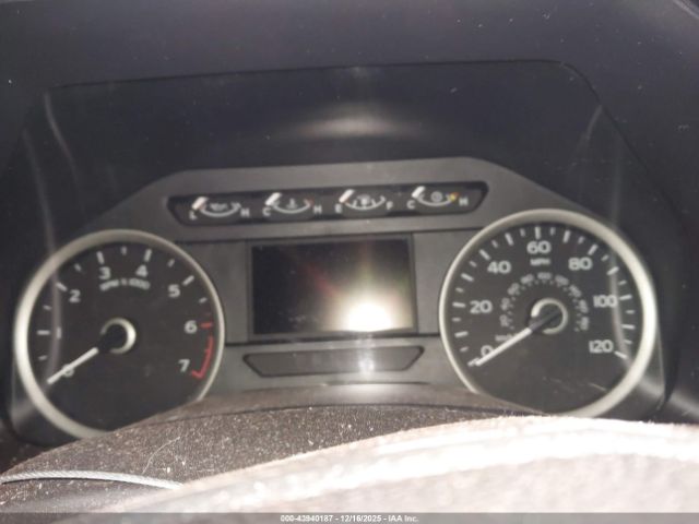 Ford F-150 Xlt Image 12