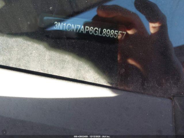 Nissan Versa Image 2