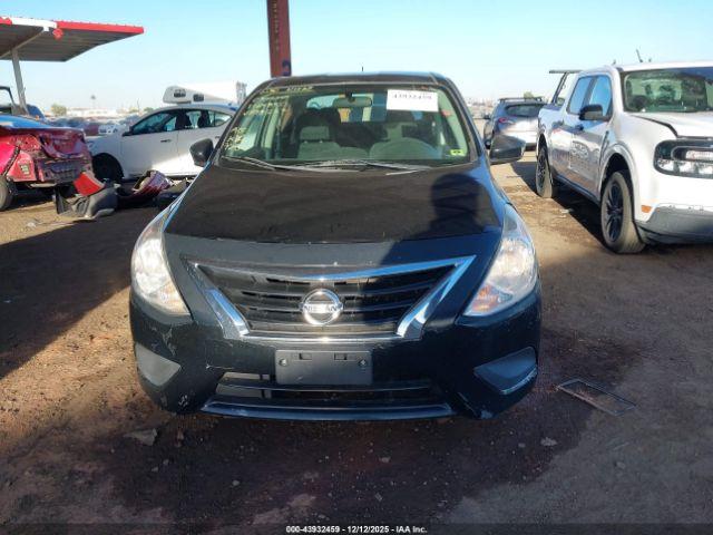 Nissan Versa Image 14