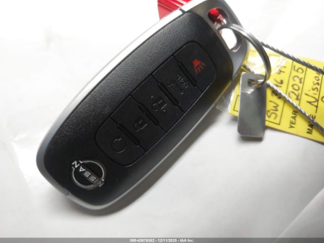 Nissan Rogue Sv Fwd Image 13