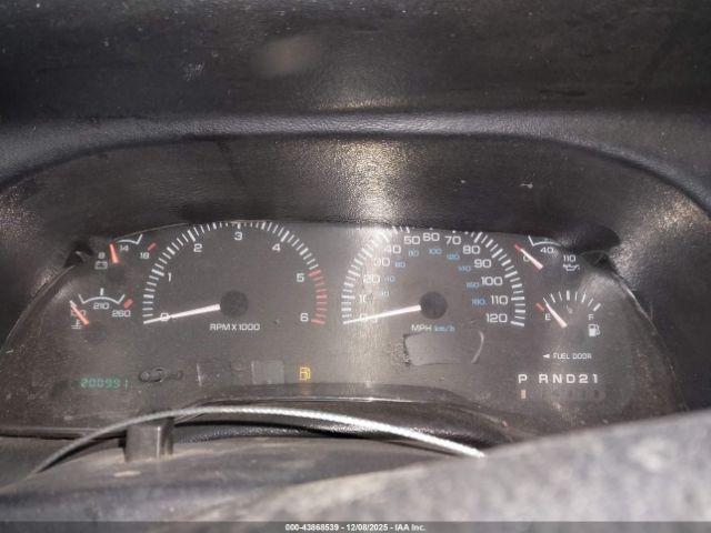 Dodge Ram 1500 St Image 8