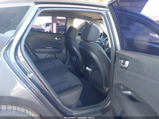 Kia Optima Lx Image 6