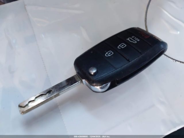 Kia Optima Lx Image 13