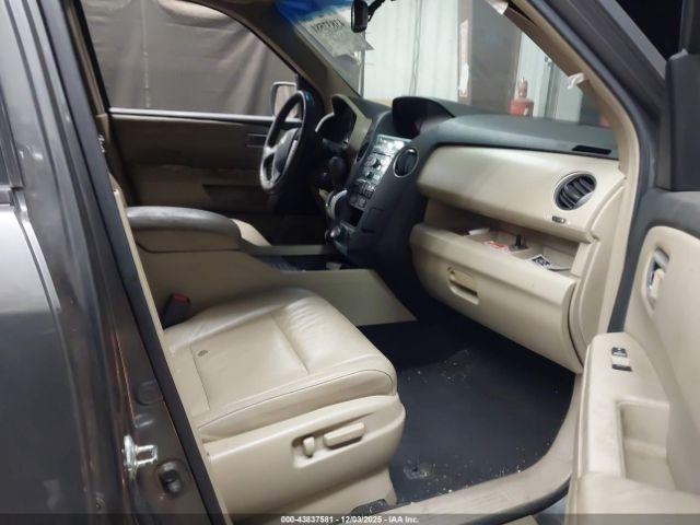 Honda Pilot Touring Image 13