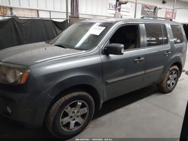 Honda Pilot Touring Image 11