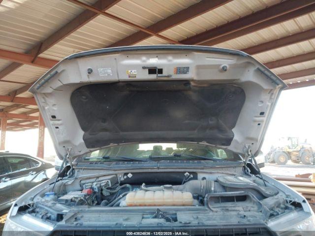 Ford F-150 Xlt Image 8