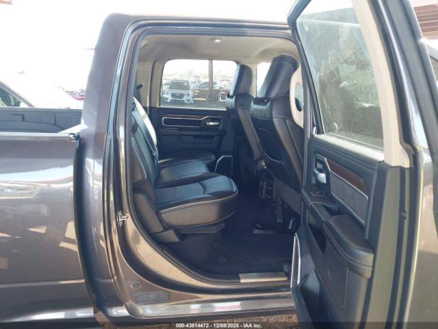 Ram 2500 Laramie  4x4 6'4 Box Image 6