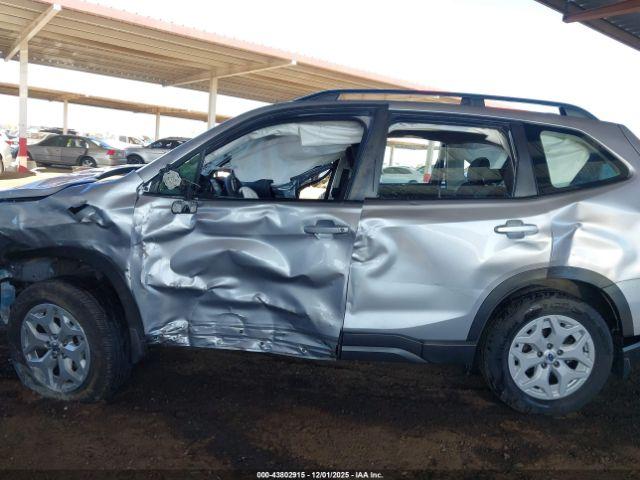 Subaru Forester Image 9