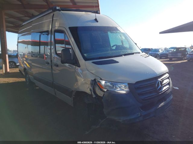 Mercedes-Benz Sprinter 2500 High Roof I4 Image 1