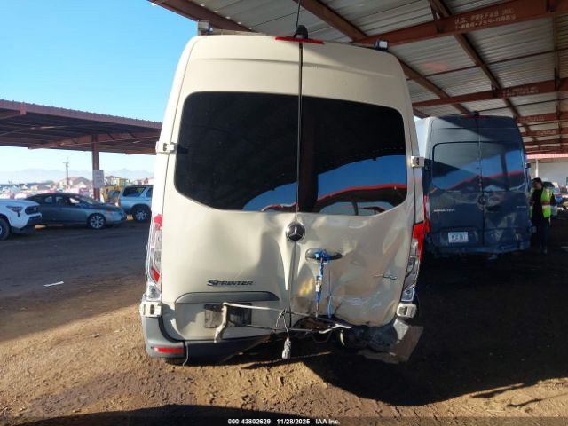 Mercedes-Benz Sprinter 2500 High Roof I4 Image 14