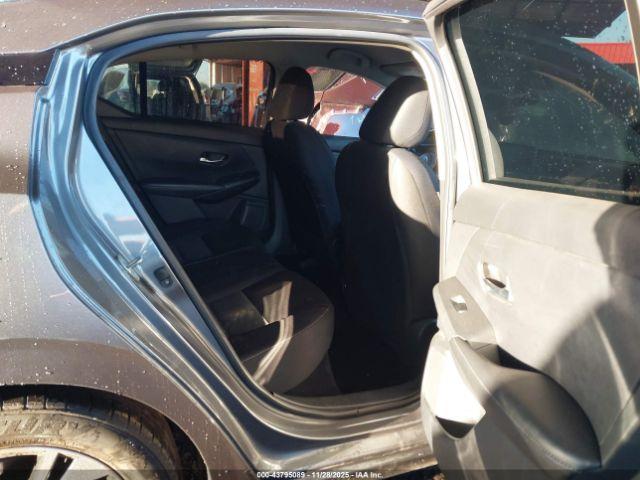 Nissan Sentra Sv Xtronic Cvt Image 7