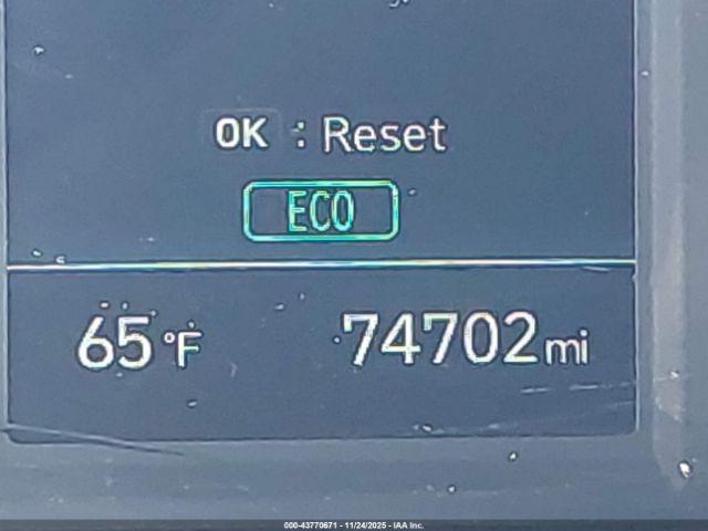 Hyundai SONATA Blue Image 11