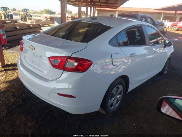 Chevrolet Cruze Ls Auto Image 5