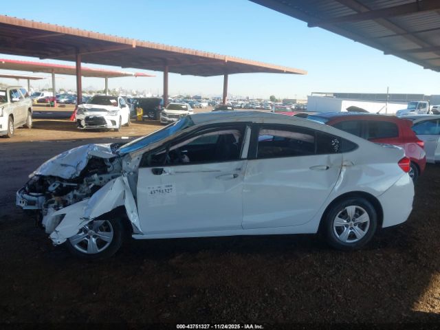 Chevrolet Cruze Ls Auto Image 11