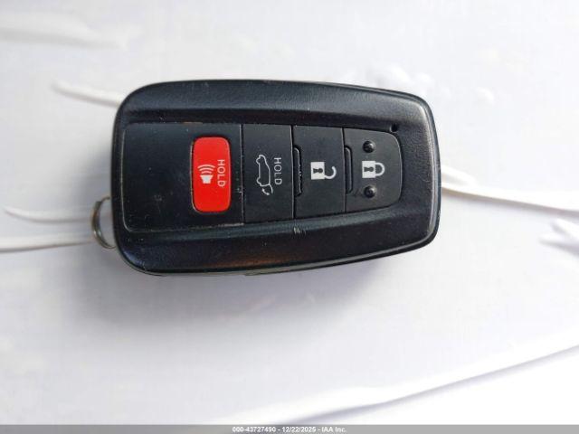 Toyota RAV4 Xle Image 15