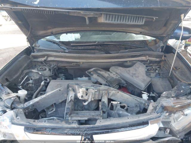 Mitsubishi Outlander Se Image 2