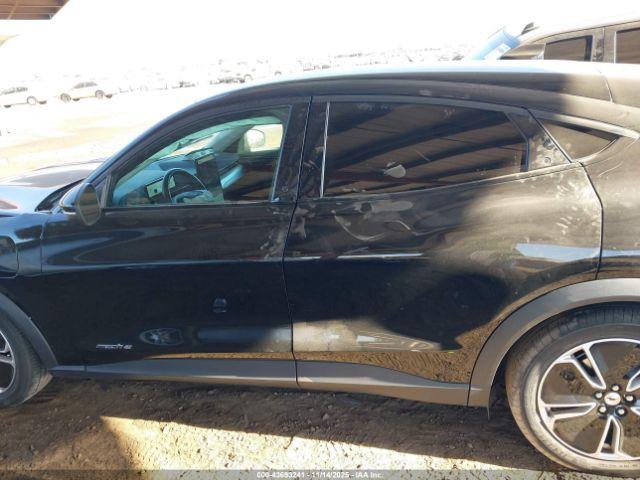 Ford Mustang Select Image 9