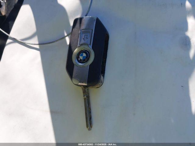 BMW K1600 B Image 10