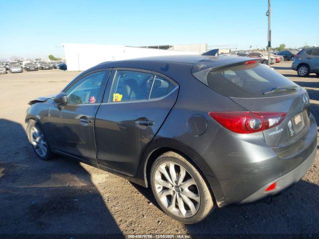 Mazda Mazda3 S Touring Image 5