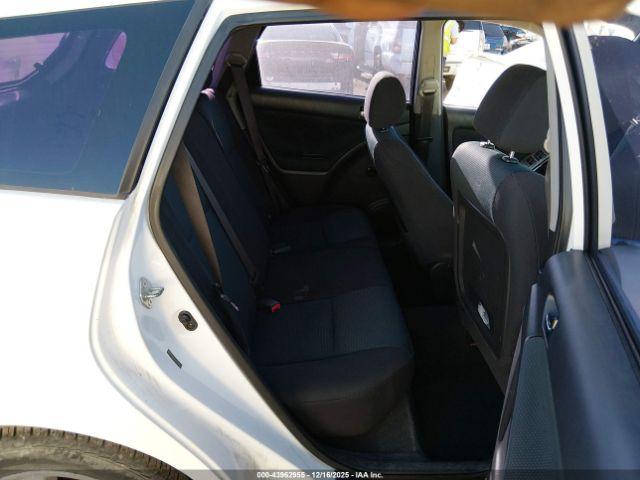 Toyota Matrix Xr Image 9