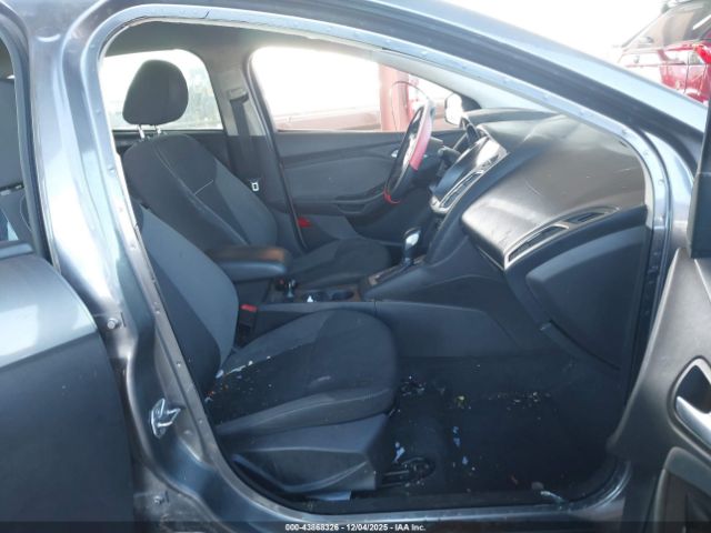 Ford Focus Se Image 8