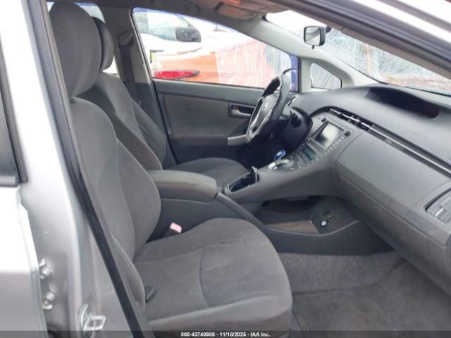 Toyota Prius Iii Image 5