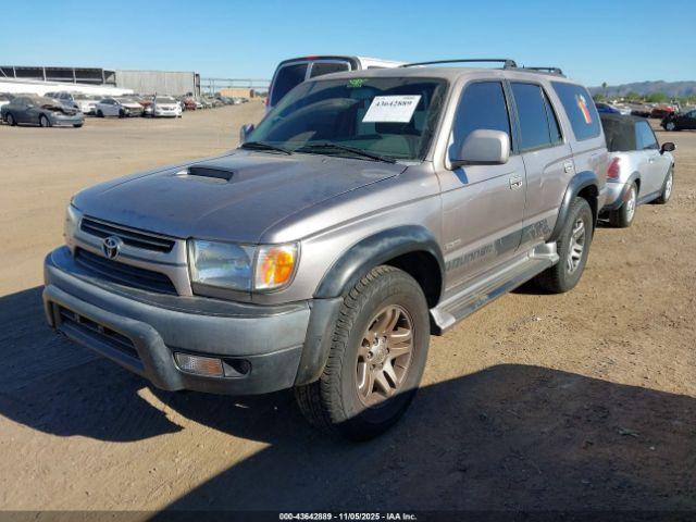 Toyota 4Runner Sr5 V6 Image 3