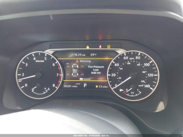 Nissan Rogue S Intelligent Awd Image 11