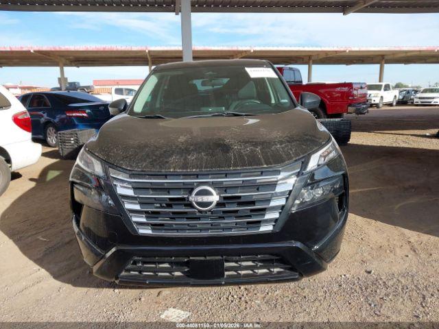 Nissan Rogue S Intelligent Awd Image 15