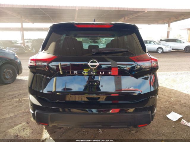 Nissan Rogue S Intelligent Awd Image 14