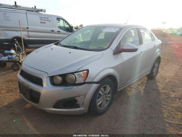 Chevrolet Sonic Lt Auto Image 8