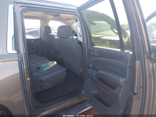 GMC Yukon Sle Image 8