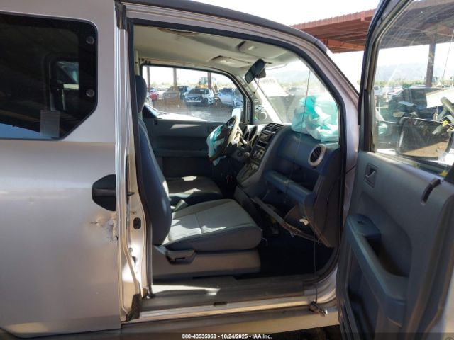 Honda Element Dx Image 3