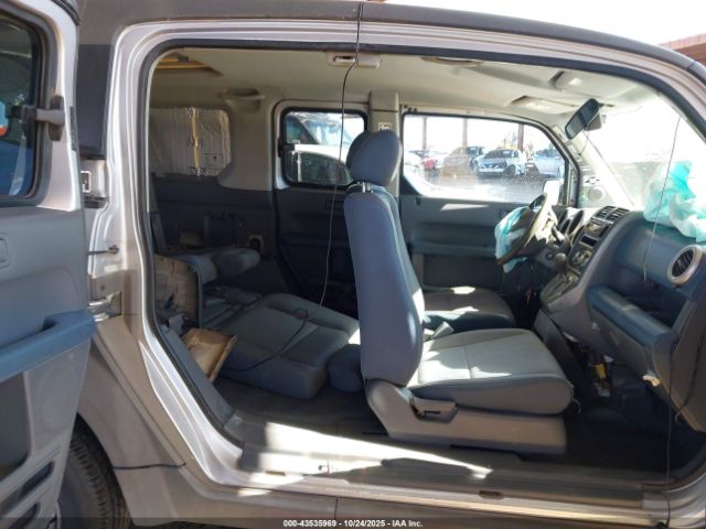 Honda Element Dx Image 7