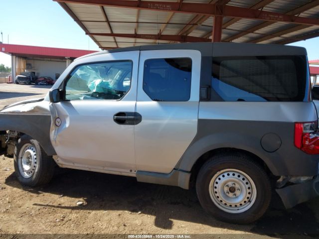 Honda Element Dx Image 2