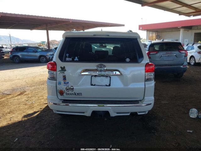 Toyota 4Runner Limited Image 12