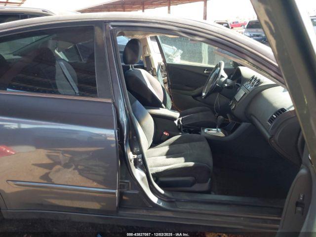 Nissan Altima 2.5 S Image 4