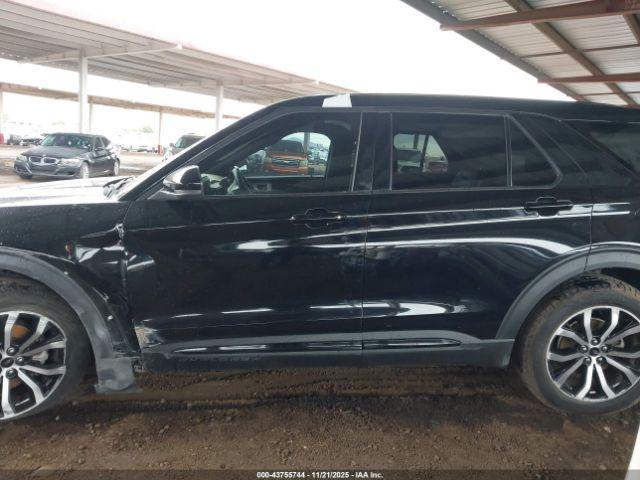 Ford Explorer St Image 16