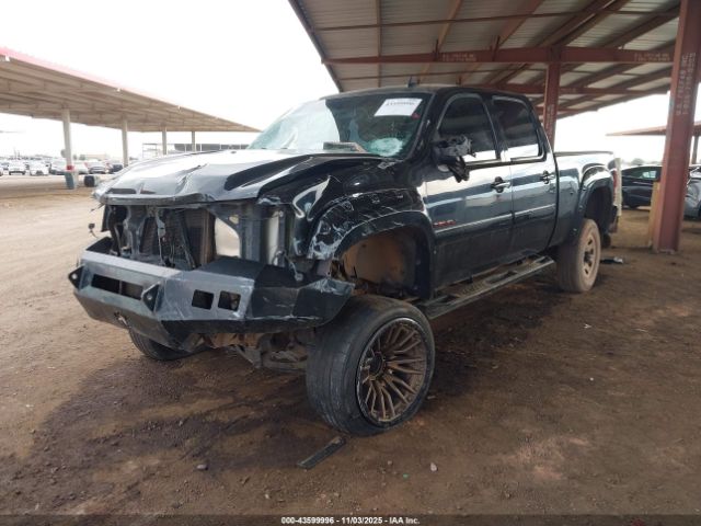 GMC Sierra 2500 Denali Image 5