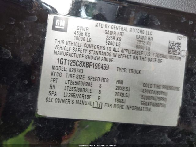 GMC Sierra 2500 Denali Image 11