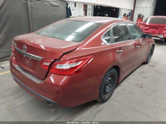 Nissan Altima 2.5 S Image 2