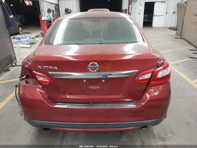 Nissan Altima 2.5 S Image 11