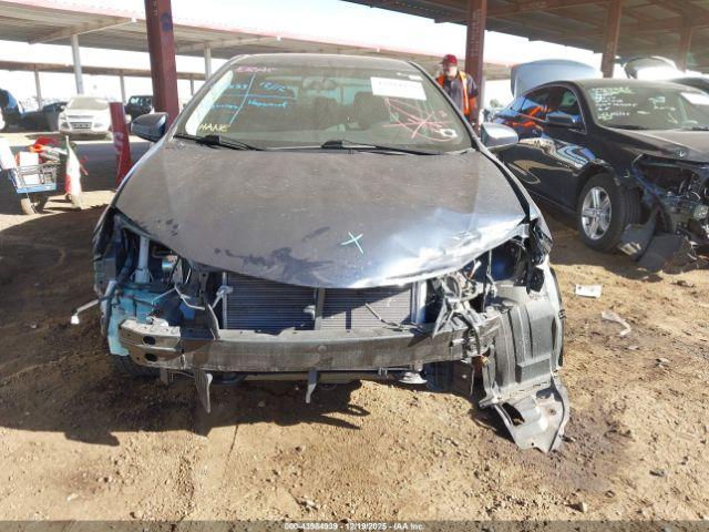 Toyota Corolla Le Image 15