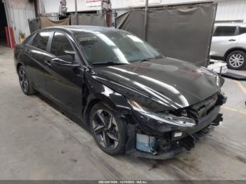  Salvage Hyundai ELANTRA