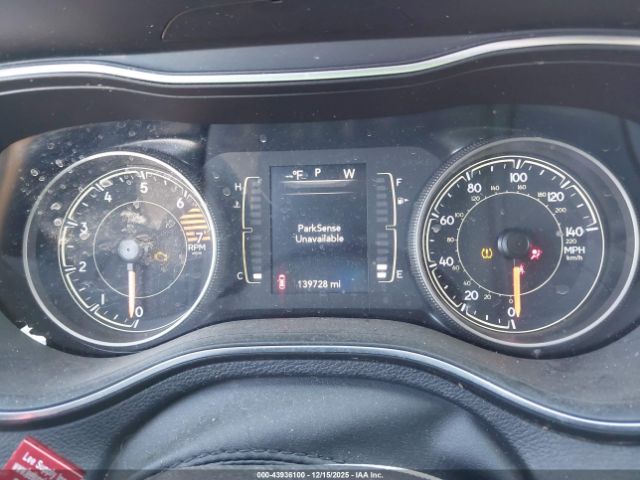 Jeep Cherokee Latitude Plus Fwd Image 12