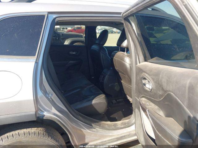 Jeep Cherokee Latitude Plus Fwd Image 6