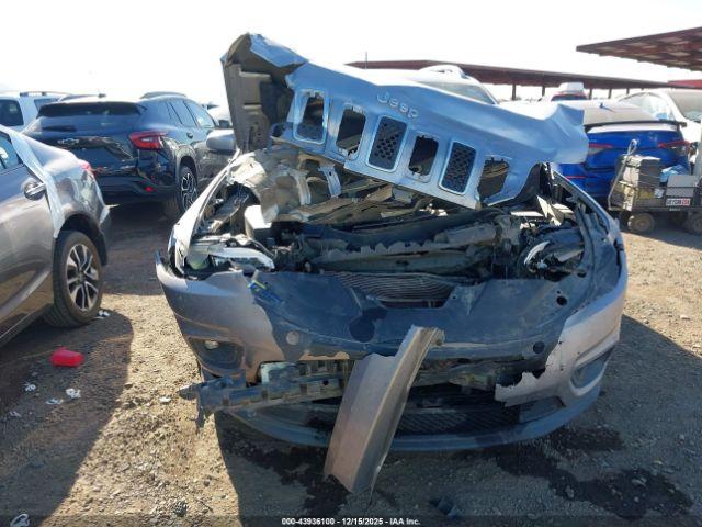 Jeep Cherokee Latitude Plus Fwd Image 2