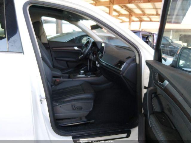 Audi Q5 Premium Plus 45 Tfsi Quattro S Tronic Image 2