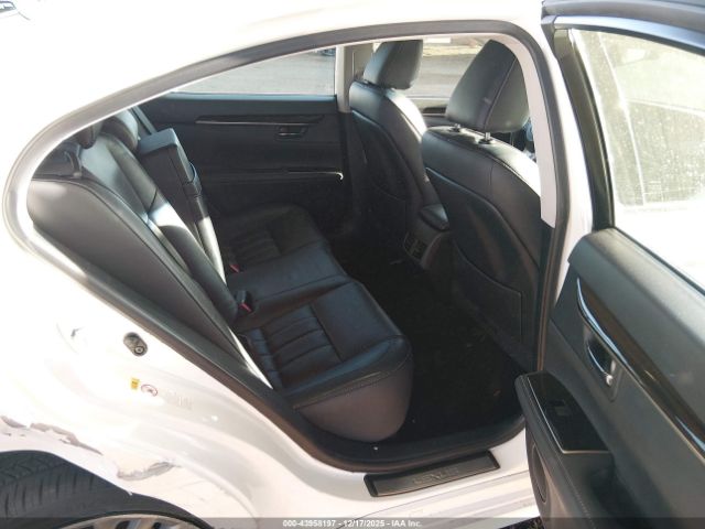 Lexus Es Image 10