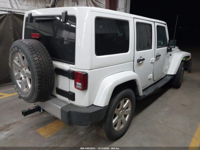 Jeep Wrangler Sahara Image 7